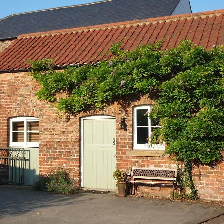 The Stables At Owlett Hall Crowle  ภายนอก รูปภาพ